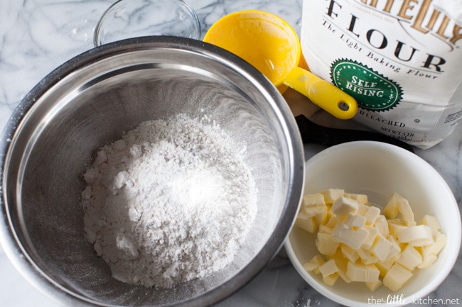 Cheddar Scallion Biscuits from thelittlekitchen.net Cheddar Scallion Biscuits from thelittlekitchen.net