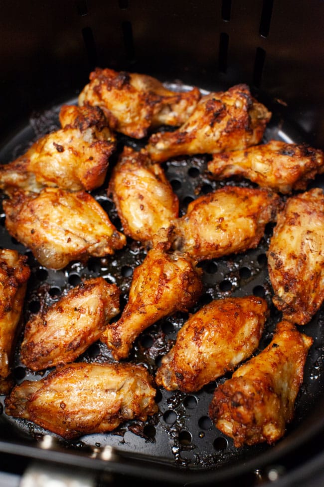 Buffalo Air Fryer Chicken Wings from thelittlekitchen.net Buffalo Air Fryer Chicken Wings from thelittlekitchen.net