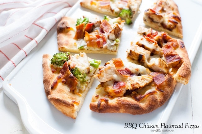 BBQ Chicken Flatbread Pizzas from thelittlekitchen.net BBQ Chicken Flatbread Pizzas from thelittlekitchen.net