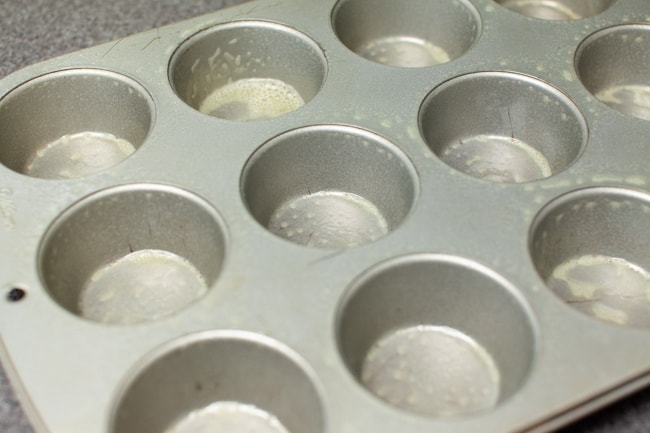 Cheddar Cheese Cloverleaf Rolls from thelittlekitchen.net Cheddar Cheese Cloverleaf Rolls from thelittlekitchen.net