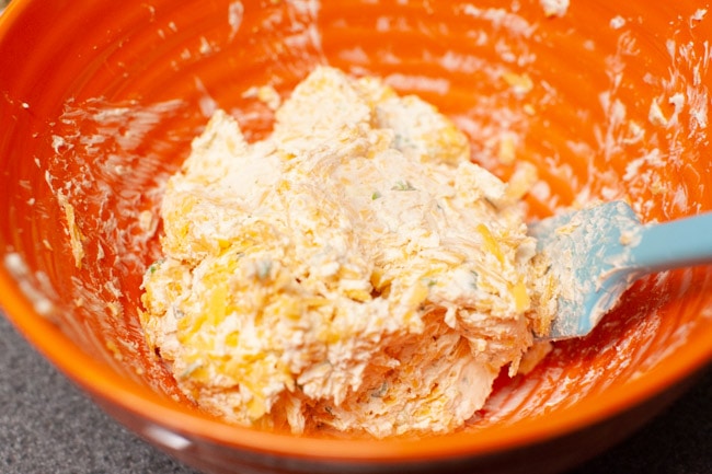 Cheese Ball Recipe from thelittlekitchen.net Cheese Ball Recipe from thelittlekitchen.net