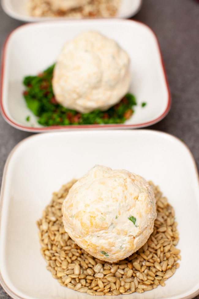 Cheese Ball Recipe from thelittlekitchen.net Cheese Ball Recipe from thelittlekitchen.net