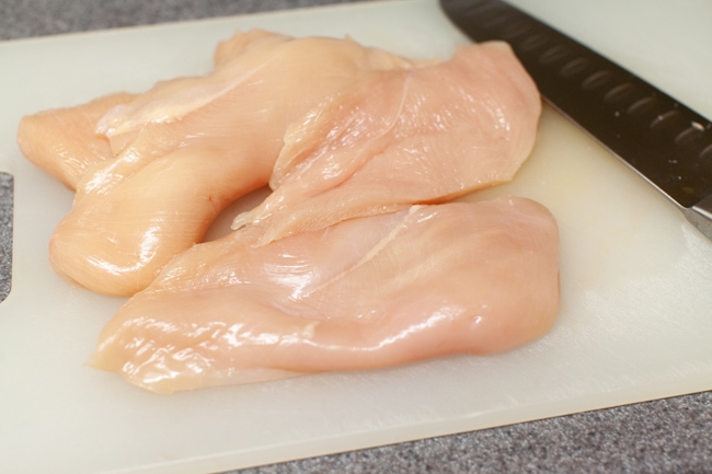 Chicken Spinach Salad with Orange-Ginger Dressing from thelittlekitchen.net Chicken Spinach Salad with Orange-Ginger Dressing from thelittlekitchen.net