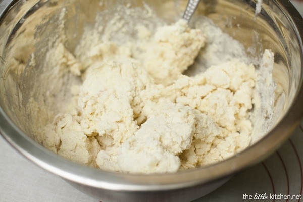 Chocolate Chip Scones from thelittlekitchen.net Chocolate Chip Scones from thelittlekitchen.net