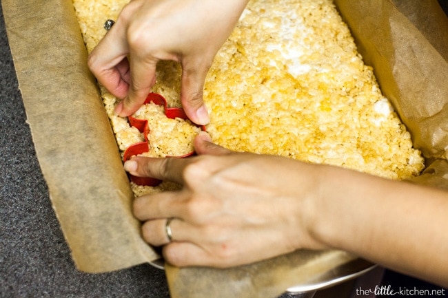Chocolate-Covered Rice Krispies Treats from thelittlekitchen.net Chocolate-Covered Rice Krispies Treats from thelittlekitchen.net