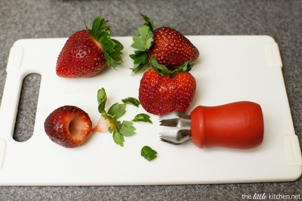 Classic Cheesecake Recipe with Strawberry Coulis Recipe from thelittlekitchen.net Classic Cheesecake Recipe with Strawberry Coulis Recipe from thelittlekitchen.net