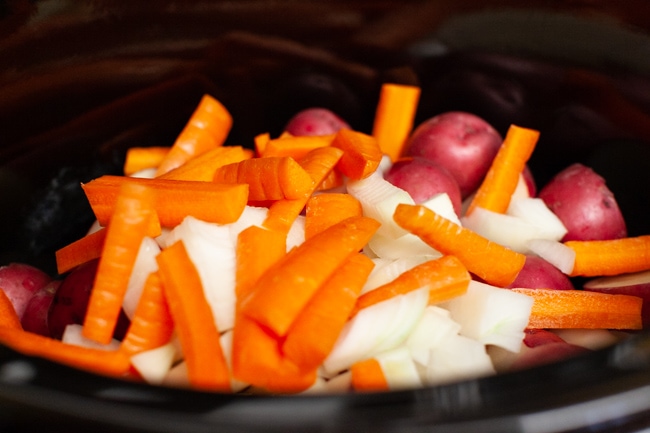 Crockpot Chicken and Potatoes from thelittlekitchen.net Crockpot Chicken and Potatoes from thelittlekitchen.net