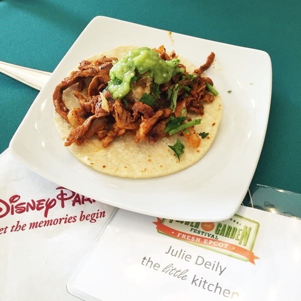 Epcot Flower & Garden Festival Walt Disney World // The Little Kitchen Epcot Flower & Garden Festival Walt Disney World // The Little Kitchen