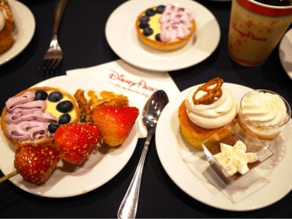 Epcot Flower & Garden Festival Walt Disney World // The Little Kitchen Epcot Flower & Garden Festival Walt Disney World // The Little Kitchen