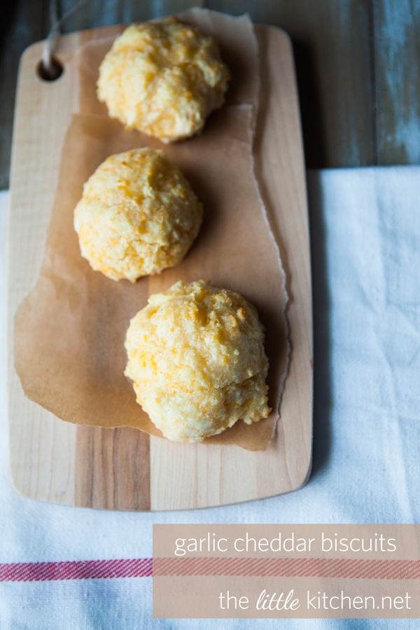 Garlic Cheddar Biscuits from The Little Kitchen