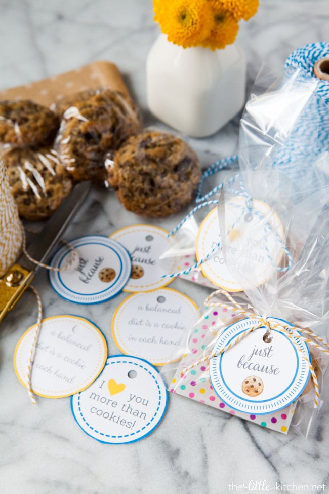 Give a Cookie from thelittlekitchen.net Give a Cookie from thelittlekitchen.net