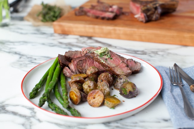 How to Make Steak from thelittlekitchen.net How to Make Steak from thelittlekitchen.net