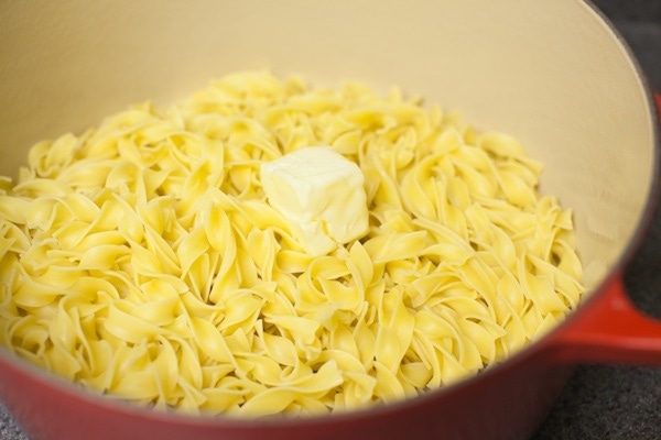 Lemon & Thyme Chicken with Buttered Egg Noodles from thelittlekitchen.net Lemon & Thyme Chicken with Buttered Egg Noodles from thelittlekitchen.net