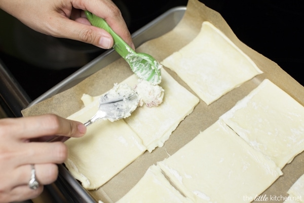 Orange Marmalade Garlic & Herb Cheesy Appetizer Puffs with Bacon Orange Marmalade Garlic & Herb Cheesy Appetizer Puffs with Bacon