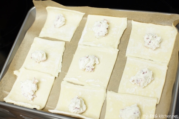 Orange Marmalade Garlic & Herb Cheesy Appetizer Puffs with Bacon Orange Marmalade Garlic & Herb Cheesy Appetizer Puffs with Bacon