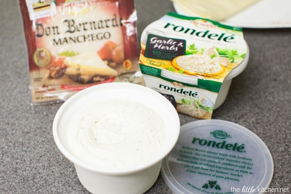 Orange Marmalade Garlic & Herb Cheesy Appetizer Puffs with Bacon Orange Marmalade Garlic & Herb Cheesy Appetizer Puffs with Bacon