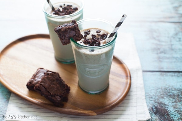 Peanut Butter and Brownie Milkshakes from thelittlekitchen.net #MilkshakeWeek Peanut Butter and Brownie Milkshakes from thelittlekitchen.net #MilkshakeWeek