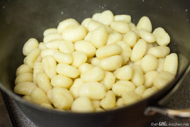 Pepperoni Pizza-Baked Gnocchi from thelittlekitchen.net Pepperoni Pizza-Baked Gnocchi from thelittlekitchen.net