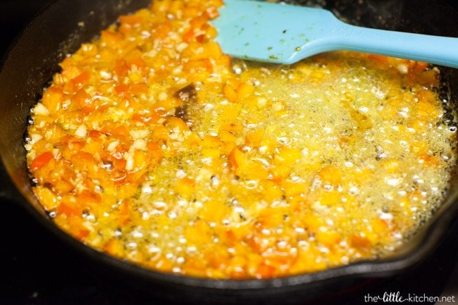 Red Pepper and Garlic Shrimp Pasta from thelittlekitchen.net Red Pepper and Garlic Shrimp Pasta from thelittlekitchen.net