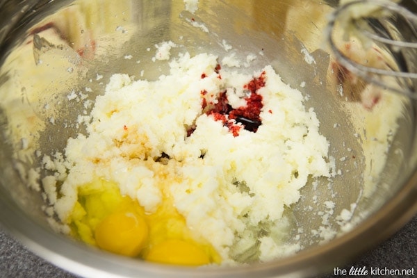 Red Velvet Cream Cheese Crinkle Cookies from thelittlekitchen.net Red Velvet Cream Cheese Crinkle Cookies from thelittlekitchen.net