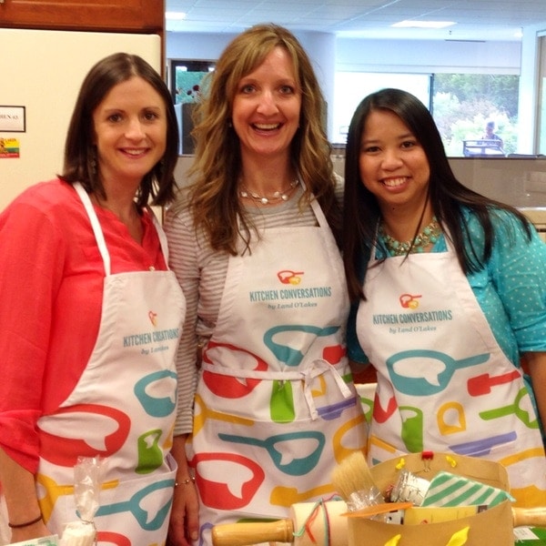 Rhubarb Pie Pops! Rhubarb Pie Pops!