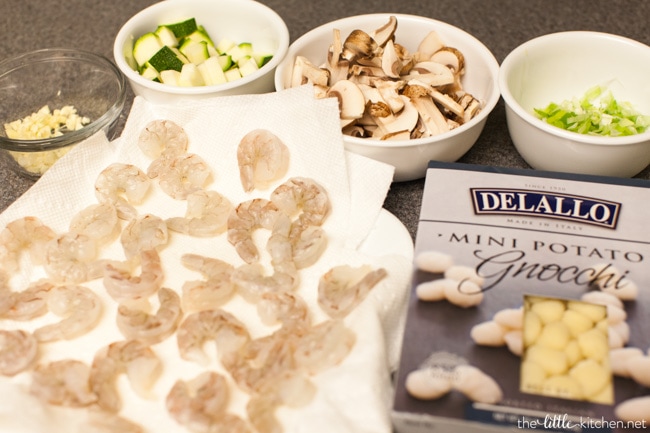 Shrimp Alfredo Gnocchi from thelittlekitchen.net Shrimp Alfredo Gnocchi from thelittlekitchen.net