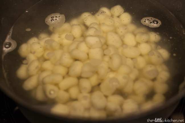 Shrimp Alfredo Gnocchi from thelittlekitchen.net Shrimp Alfredo Gnocchi from thelittlekitchen.net