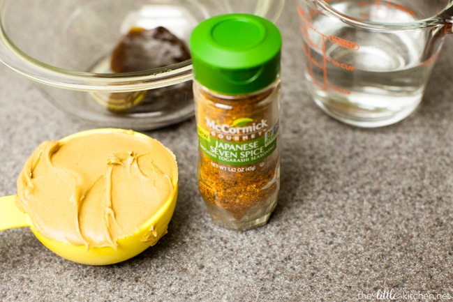 Spicy Shrimp Spring Rolls from thelittlekitchen.net Spicy Shrimp Spring Rolls from thelittlekitchen.net