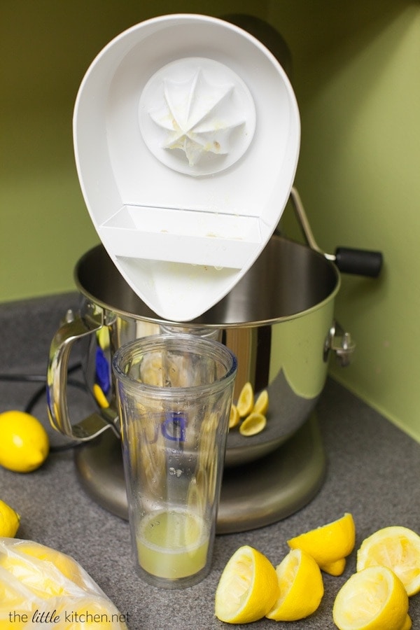 Strawberry Pink Lemonade from thelittlekitchen.net Strawberry Pink Lemonade from thelittlekitchen.net