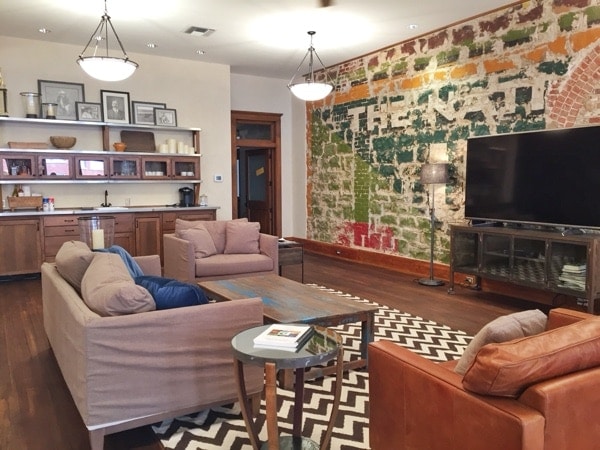 The Building // The Pioneer Woman The Building // The Pioneer Woman