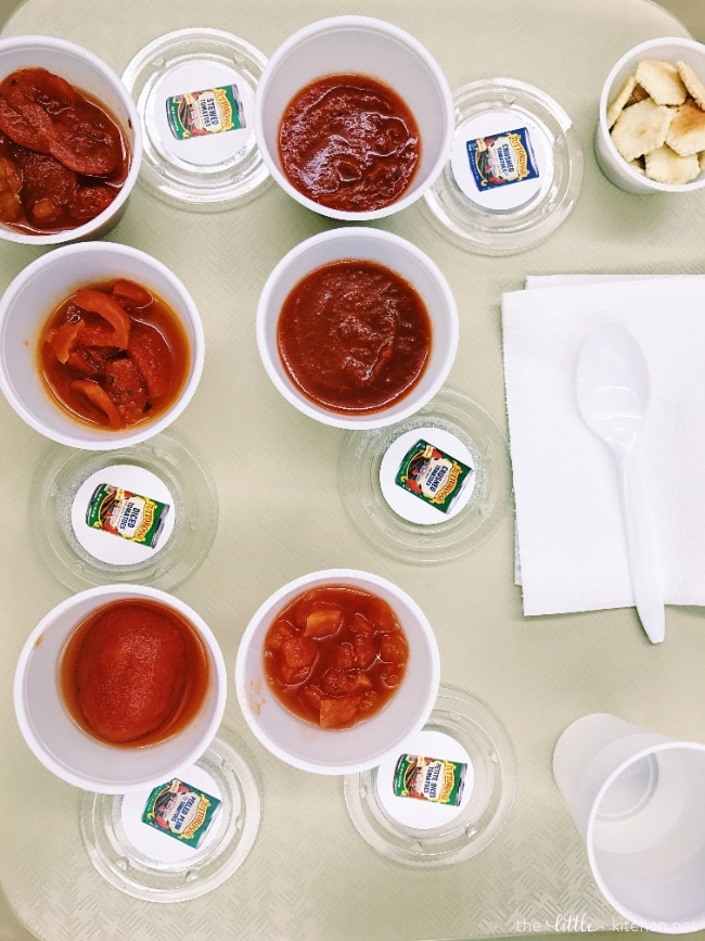 Tomato & Cheese Omelette Muffins from thelittlekitchen.net Tomato & Cheese Omelette Muffins from thelittlekitchen.net