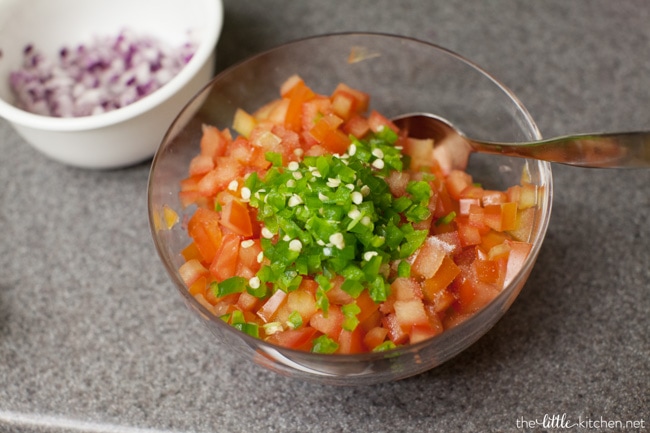 Totchos with a fried egg on top! from thelittlekitchen.net Totchos with a fried egg on top! from thelittlekitchen.net