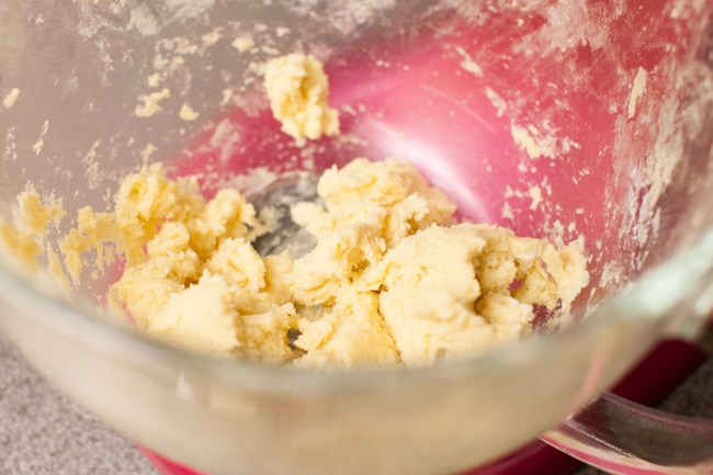 Yellow Heart-Shaped Rainbow Funfetti Cookies from thelittlekitchen.net Yellow Heart-Shaped Rainbow Funfetti Cookies from thelittlekitchen.net