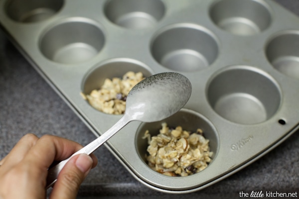 Yogurt Parfait Chocolate Chip Granola Cups from thelittlekitchen.net Yogurt Parfait Chocolate Chip Granola Cups from thelittlekitchen.net